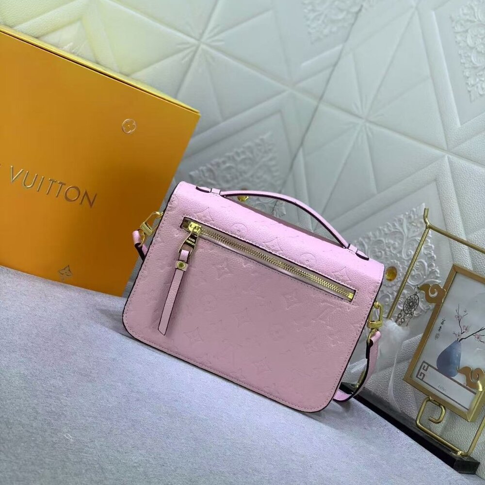 <AUTHENTIC>Louis Vuitton bag - image 6